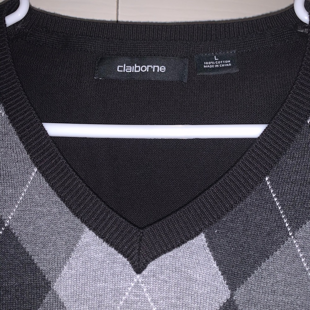 CLAIBORNE SWEATER - Picture 2 of 3